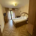 דירה Sunny Park Retreat *
