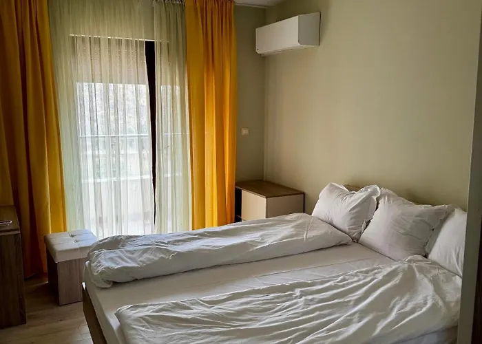 Sunny Park Retreat Sandanski